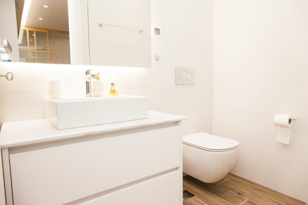 Comfortable 2 Bd Apt Near Sintagma Square Atena Exterior foto